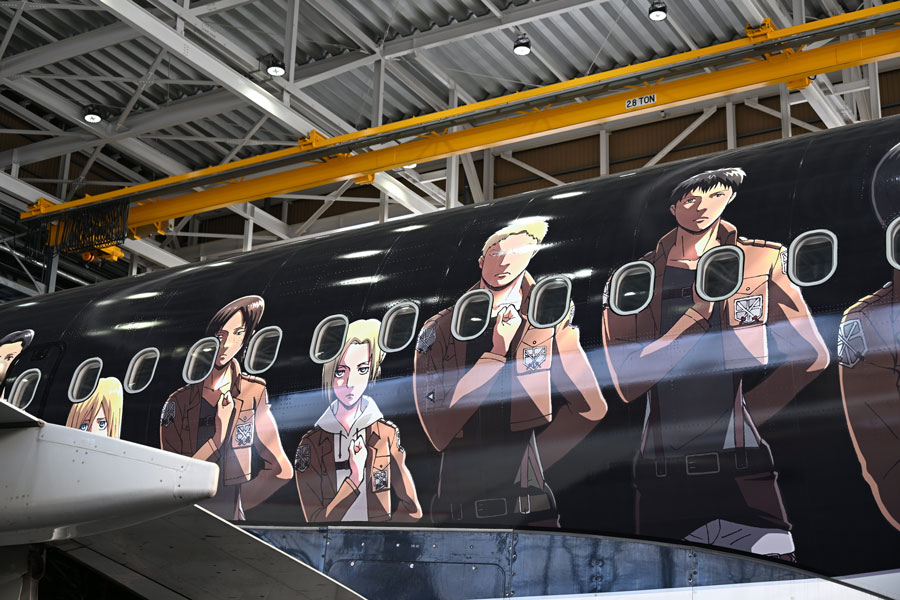 スターフライヤー、特別デザイン機「進撃の巨人 スペシャルジェット