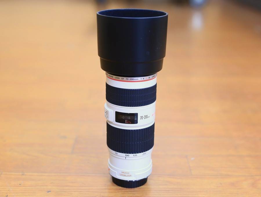 キャノンユーザーの憧れ…品格の白Lレンズ 小三元『70-200F4L』が入荷