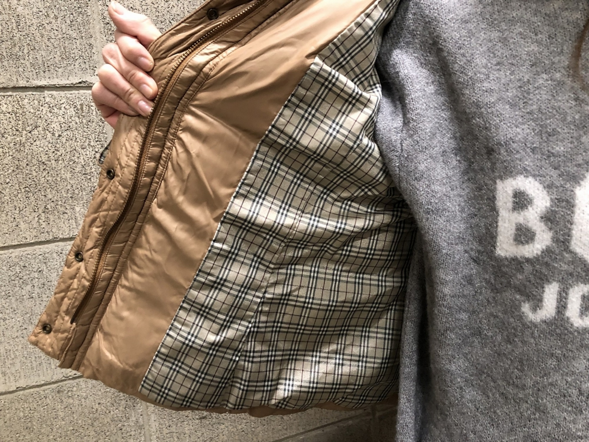 BURBERRY BLUE LABEL（バーバリーブルーレーベル）ダウンジャケットの