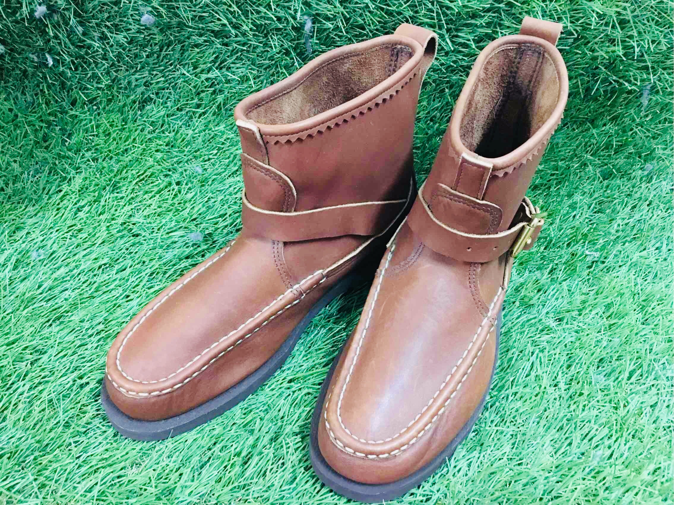 WEB販売中】ラッセルモカシン〜? 別注モデルの『ノックアバウトブーツ