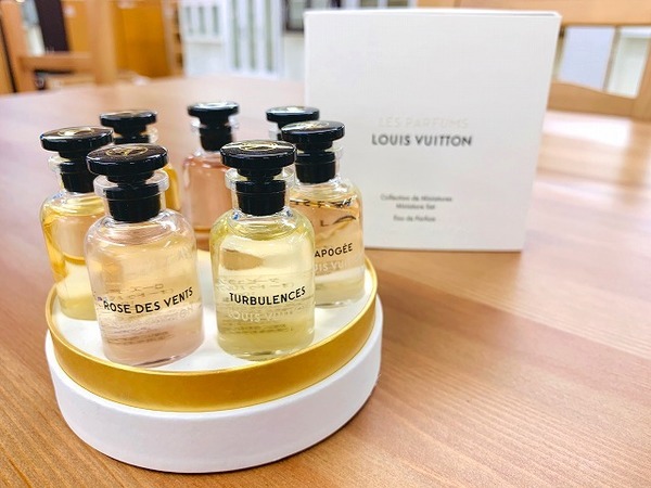 LOUIS VUITTON(ルイ・ヴィトン) レ・パルファンの香水セットございます