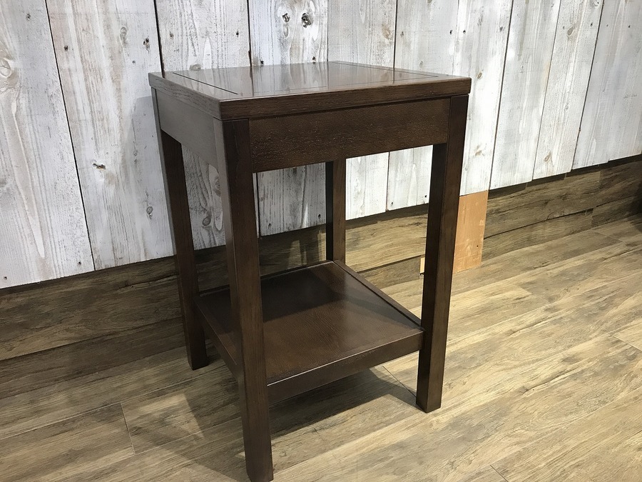 karimoku（カリモク）】高級感溢れるサイドテーブル（Domani モーガン