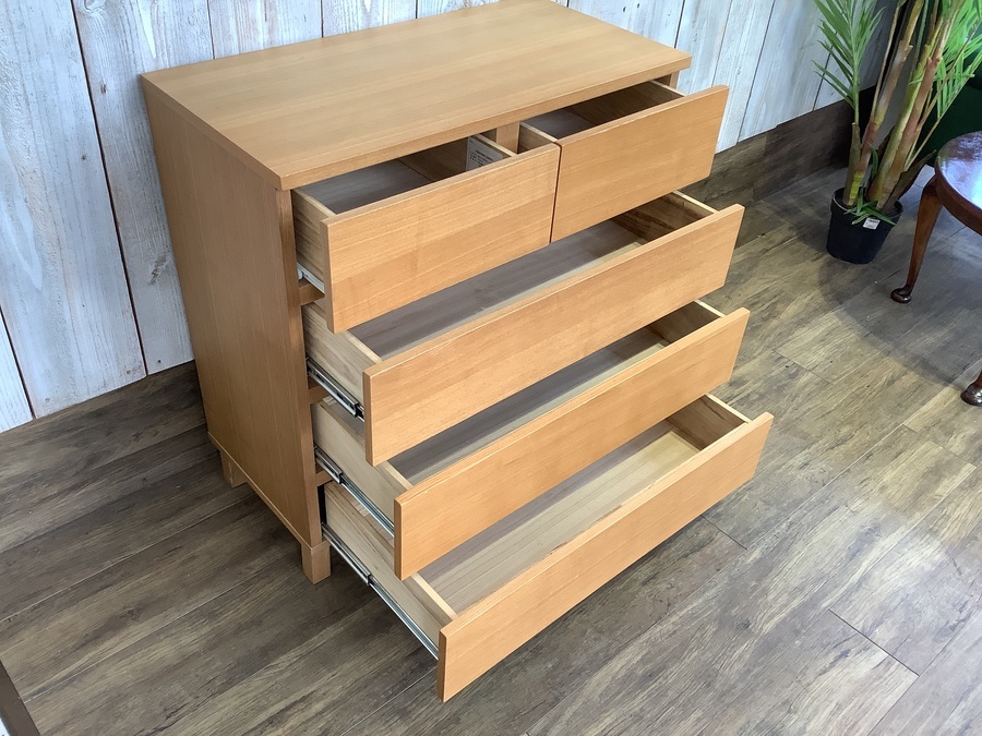 無印良品】シンプルなデザインでナチュラルなインテリアに最適なタモ材