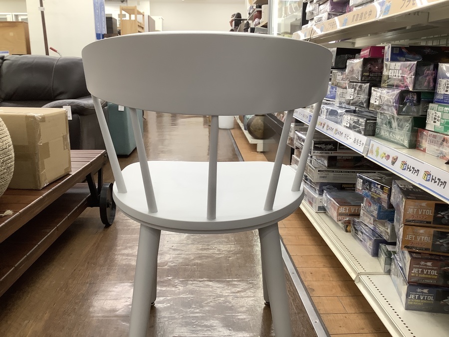 IKEA(イケア)のダイニングチェアー「OMTÄNKSAM オムテンクサム」が入荷