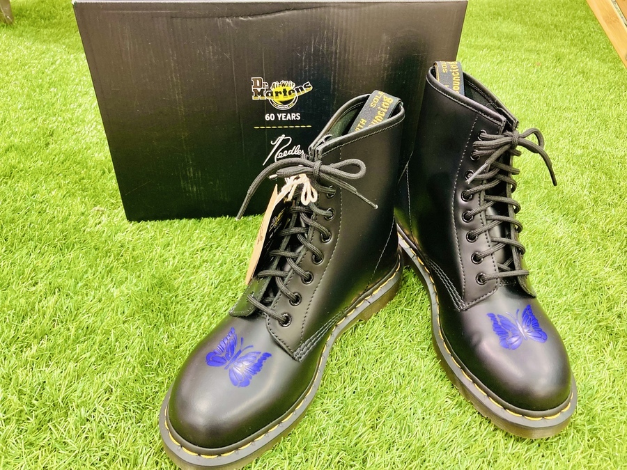 スマホで購入】Needles(ニードルス)×Dr.Martens(ドクターマーチン)の