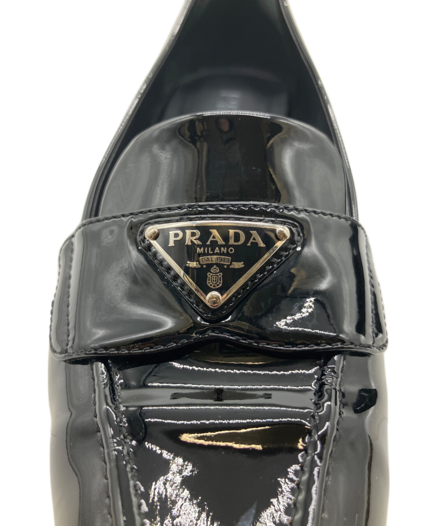 中古・古着通販】PRADA (プラダ) トライアングルロゴ／三角プレート