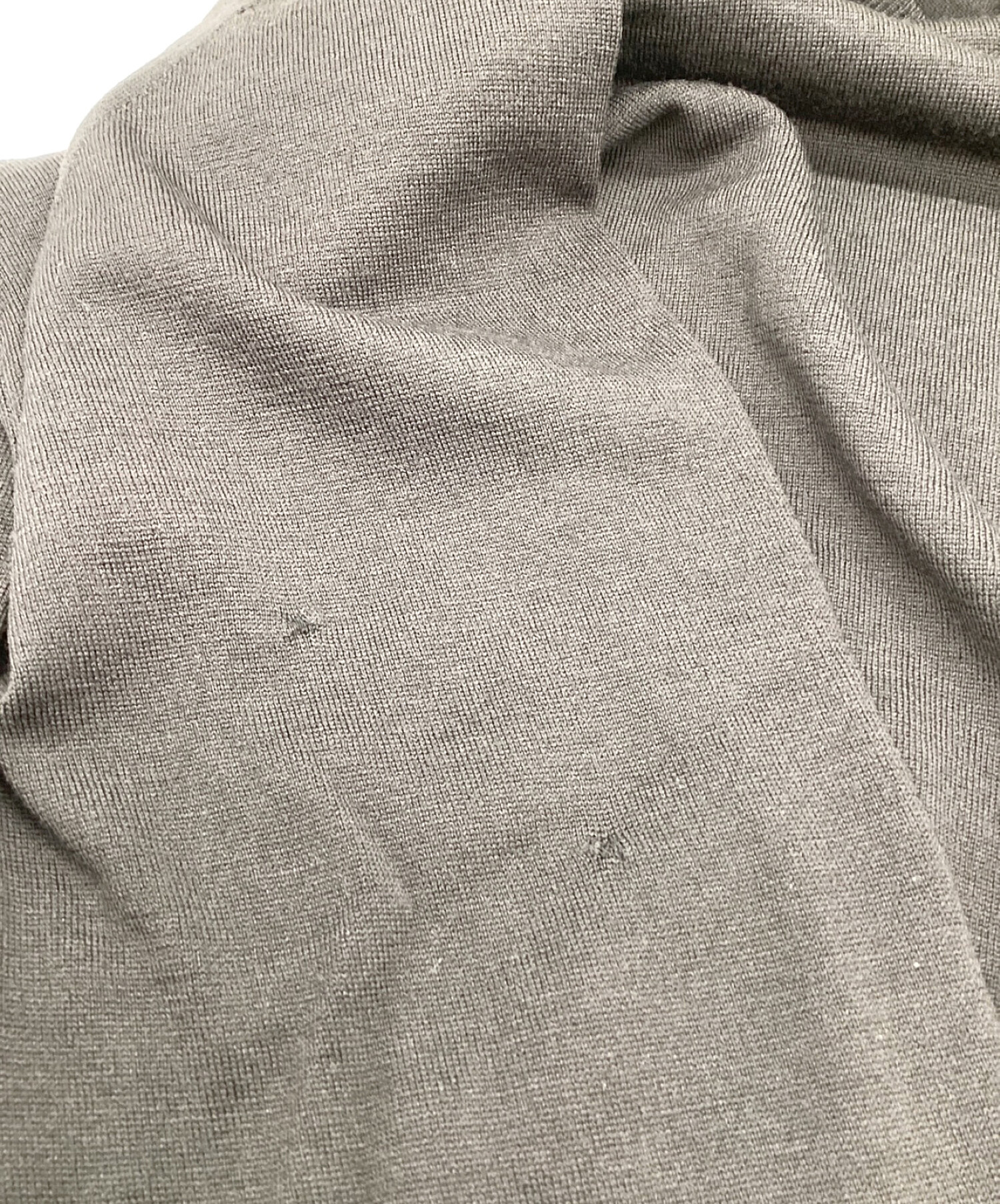 中古・古着通販】Cruciani (クルチアーニ) Vネックニット ブラウン