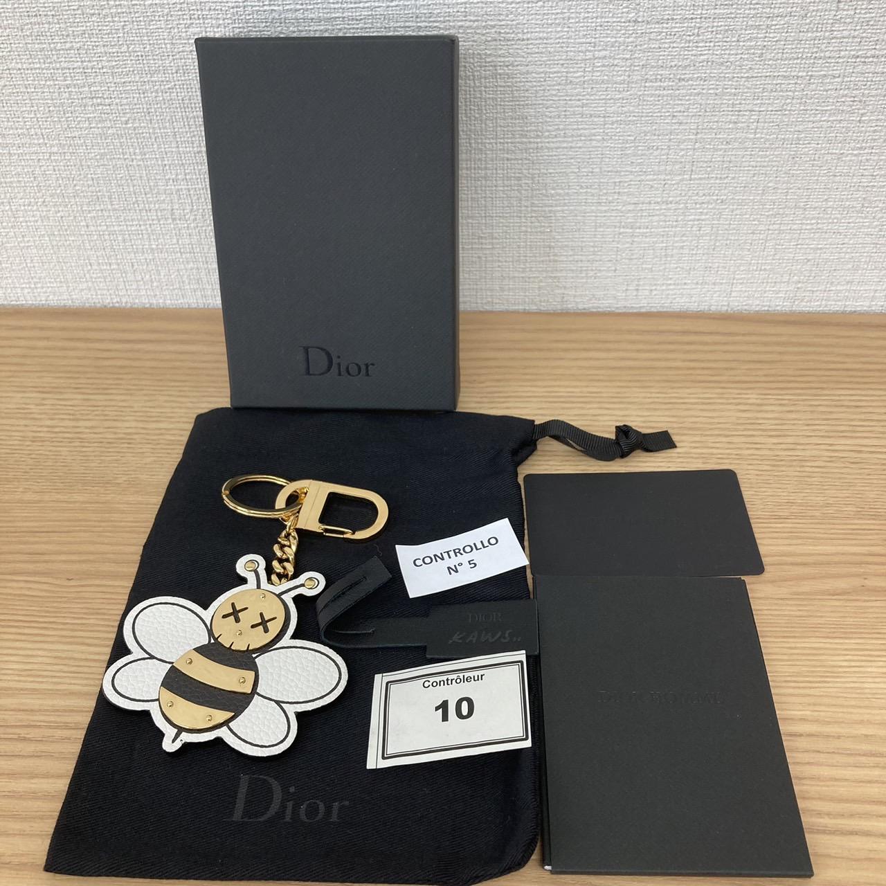 ブランド品高価買取・質のTRIANGLE【Dior×KAWS 2019SS Bee Key Ring