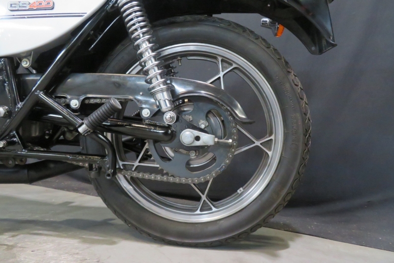 GS400 純正当時物ペイント 星型キャストホイール ｜SOLD OUT｜旧車