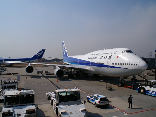 ボーイング747-400（JA8096）