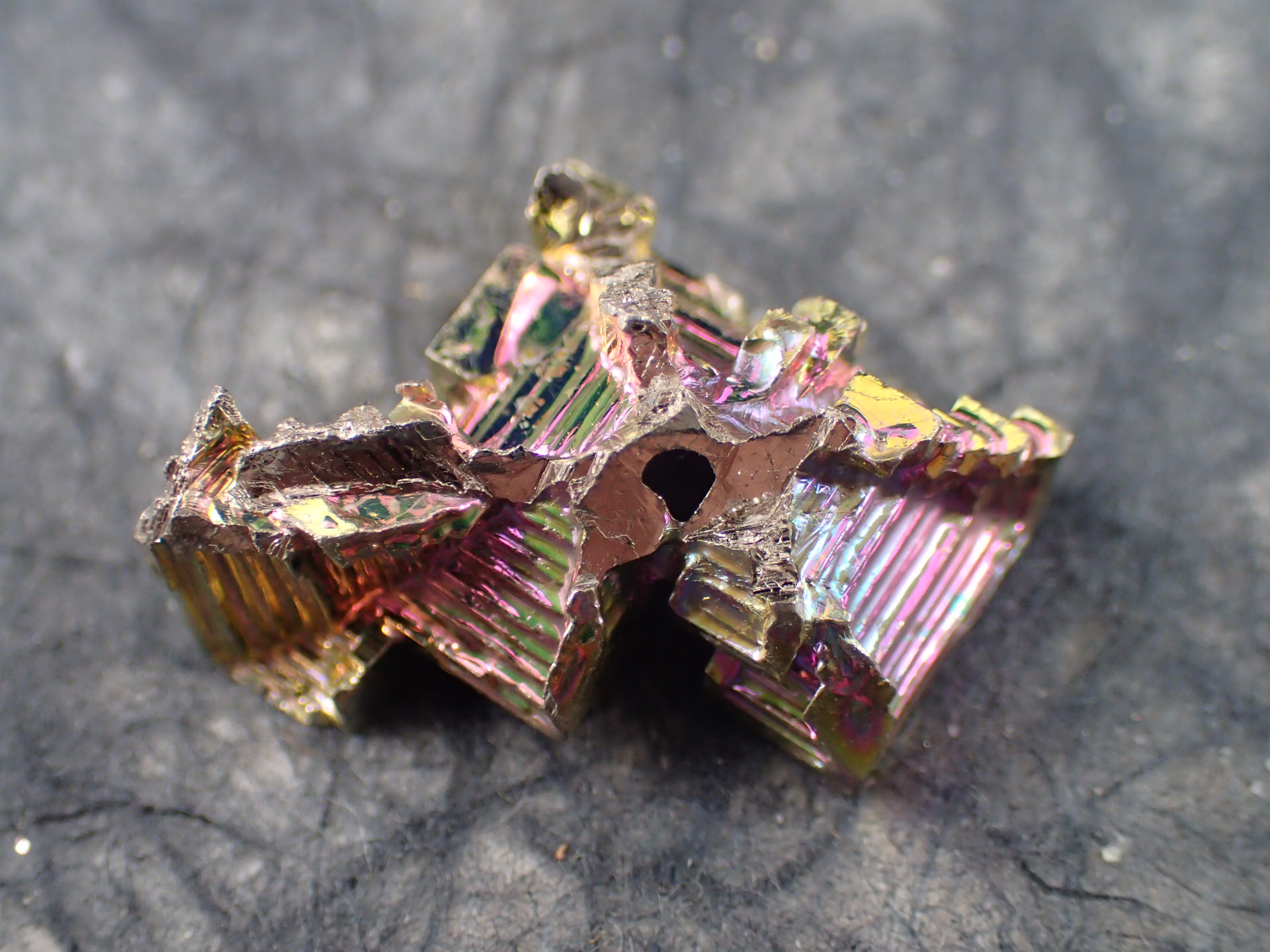 最高品質モルダバイト原石 (Moldavite, Tektite) Bescedmice, South