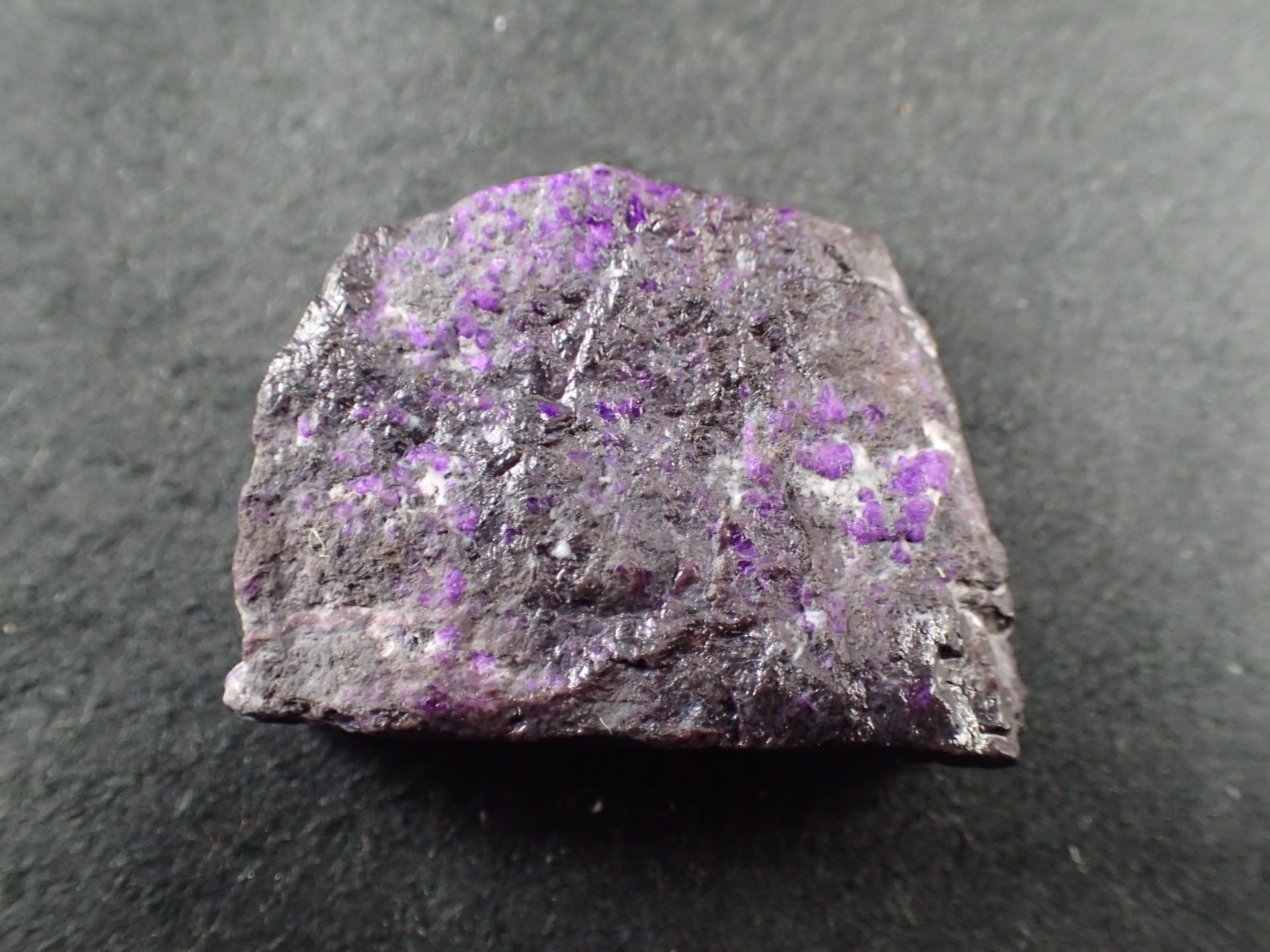 スギライト（杉石）Sugilite ｜石の販売専門店【vec stone club】