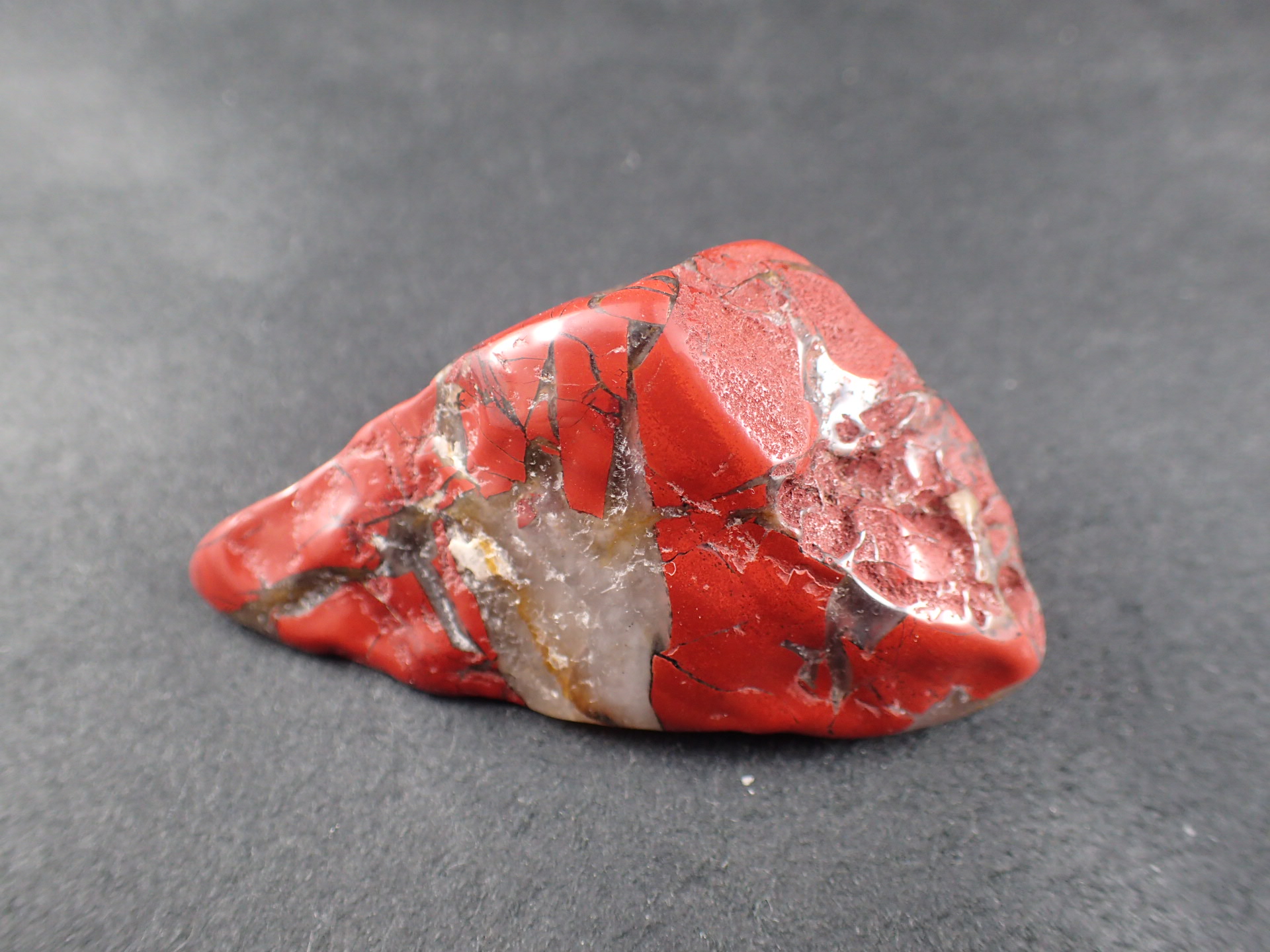 最高品質佐渡赤玉石(SADO AKADAMA) 新潟県佐渡市産 ｜石の販売専門店