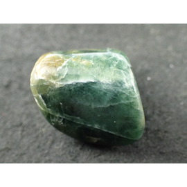 最高品質糸魚川翡翠 新潟県糸魚川市入りコン沢 産 ｜石の販売専門店