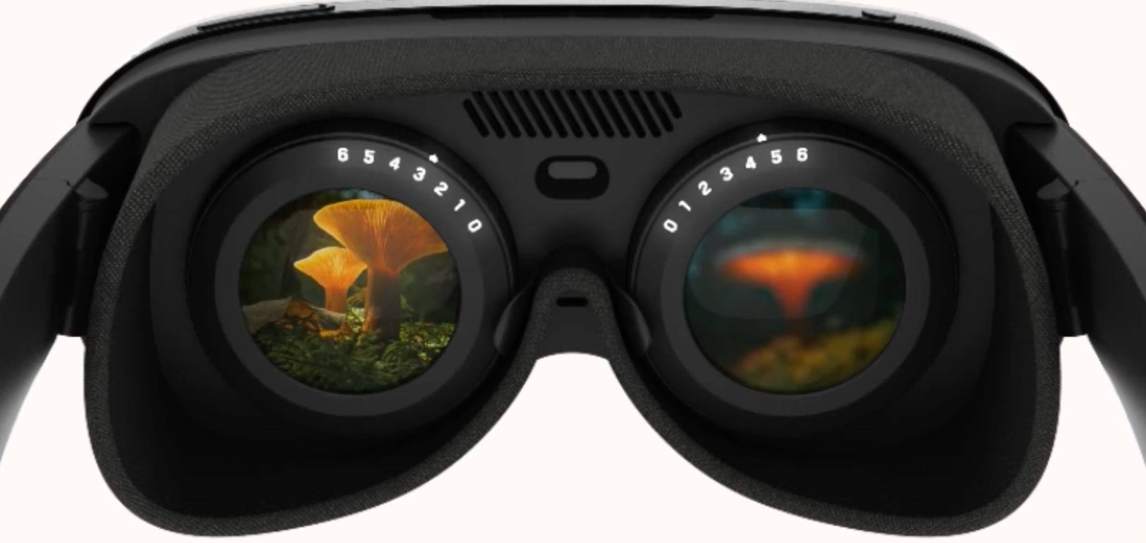 VIVE Flow - VR Glasses to Enjoy with a Phone or Controller