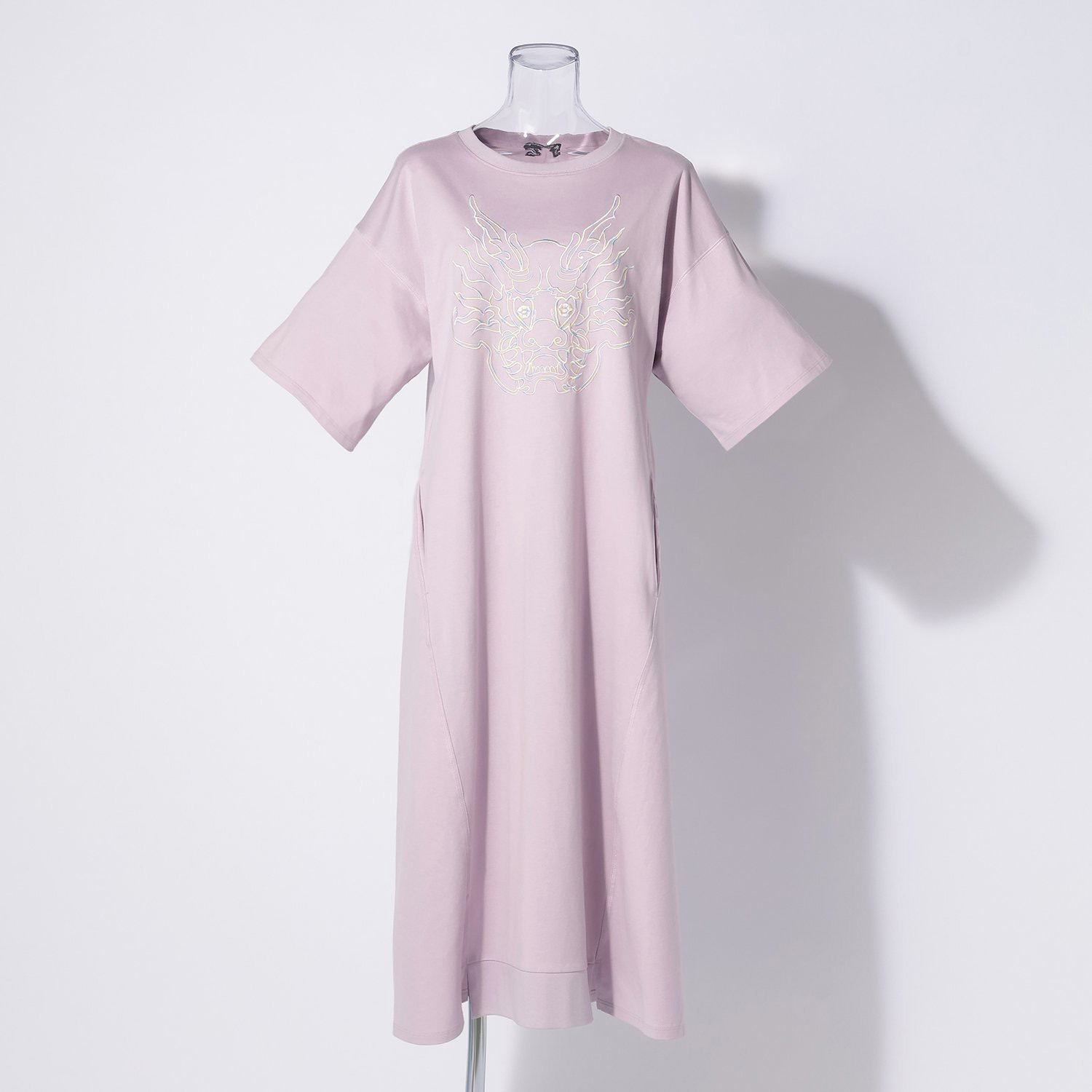 DRAGON FACE EMBROIDERY ワンピース｜VIVIENNE TAM（ヴィヴィアンタム