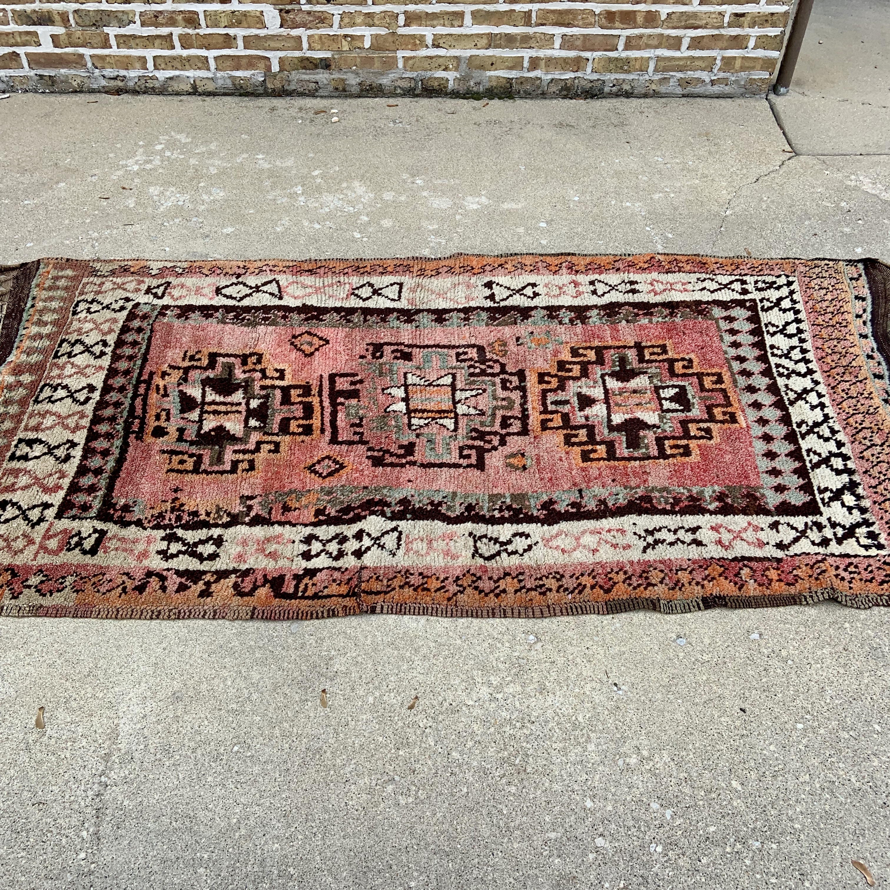 Kurdish Tribal Vintage Rug - 3'11 x 7'10 - Herki Rug