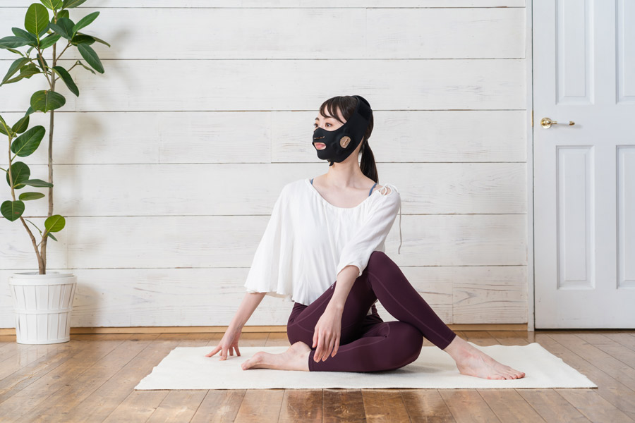 3Dウェアラブル型EMS美顔器『メディリフト』｜MediLiftーメディリフト