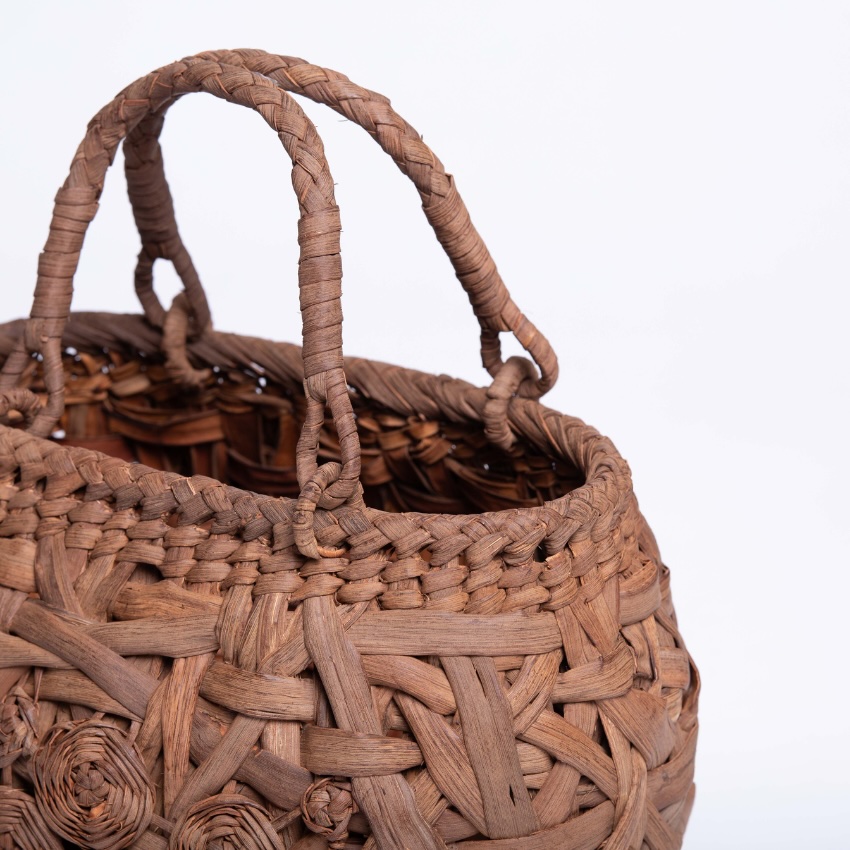 長野県大町市の山葡萄籠工房｜天然山葡萄籠の本格専門店