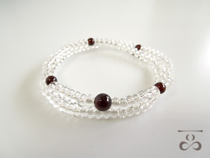 一品(ひとしな)】108ブレス「水晶×トルコ石」 お数珠の安田念珠店へ