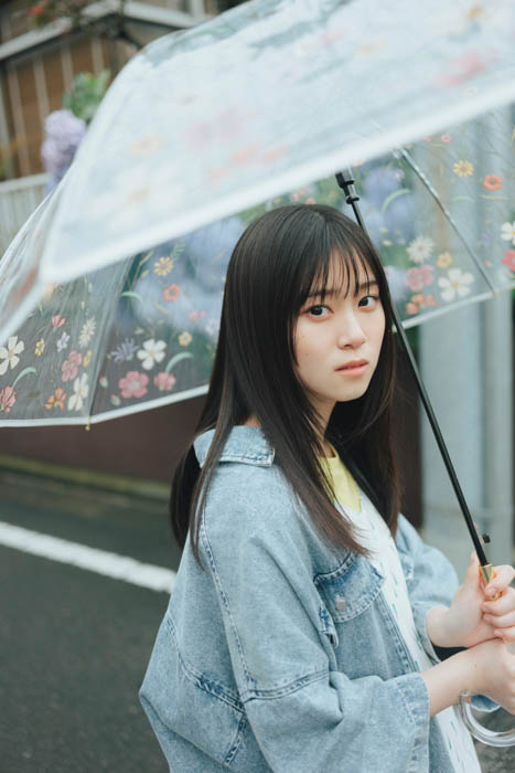 櫻坂46新センターの藤吉夏鈴が初表紙で登場！ さらに、櫻坂46三期生