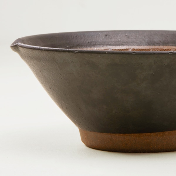 黒すり鉢 8寸｜すり鉢・スライサー・おろし器｜料理家 栗原はるみ