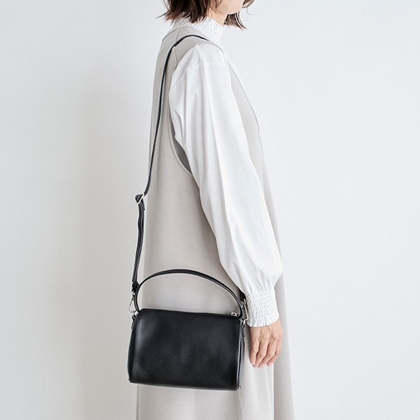 筒型ショルダーバッグ 2way(ブラック)｜バッグ・ポーチ｜料理家 栗原