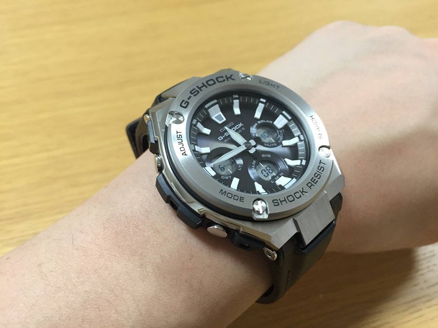 G-STEEL「GST-W330L-1AJF」レビュー｜メタルケース×タフレザーの
