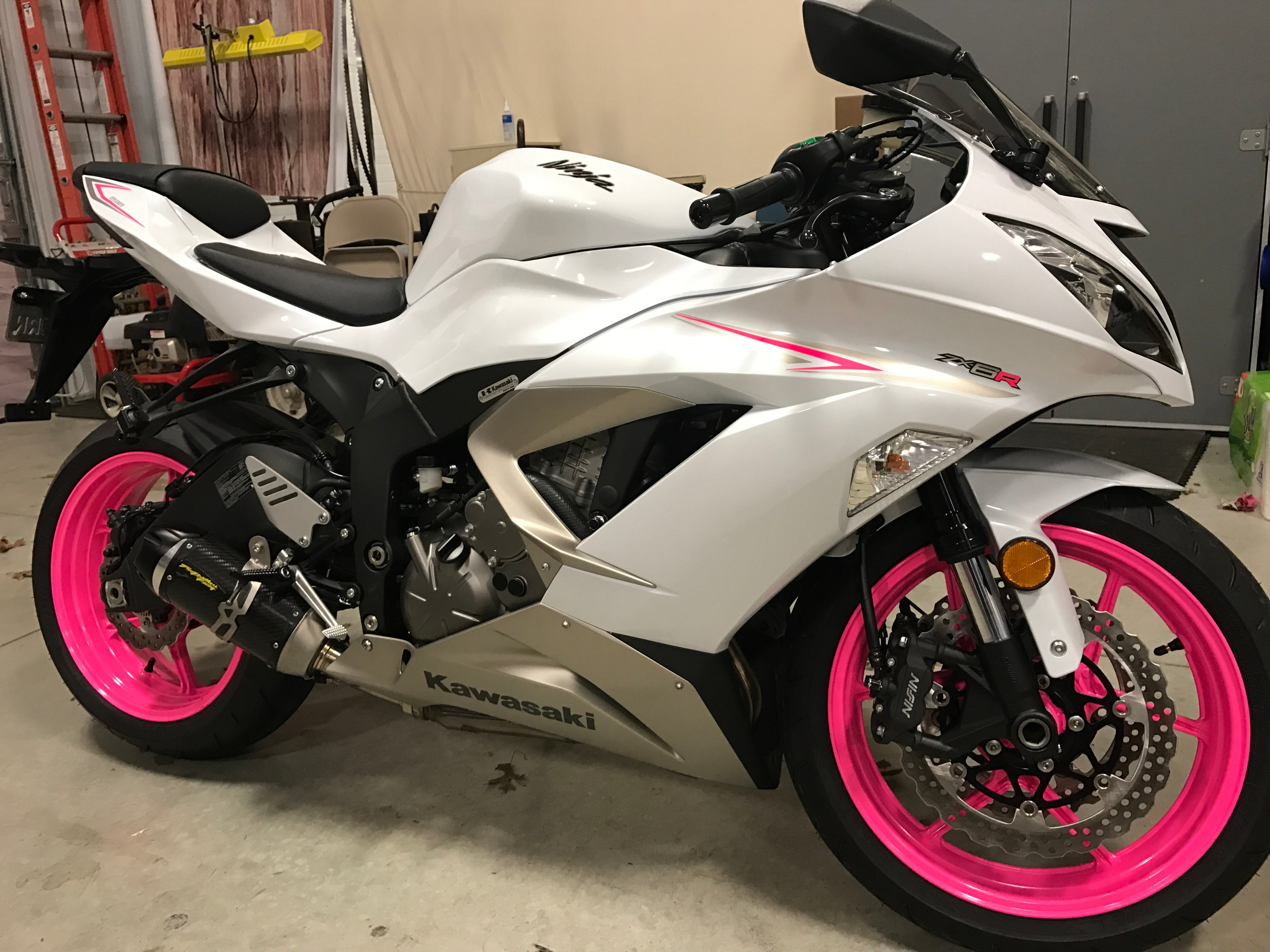 Hiiiii | Kawasaki Ninja ZX-6R Forum