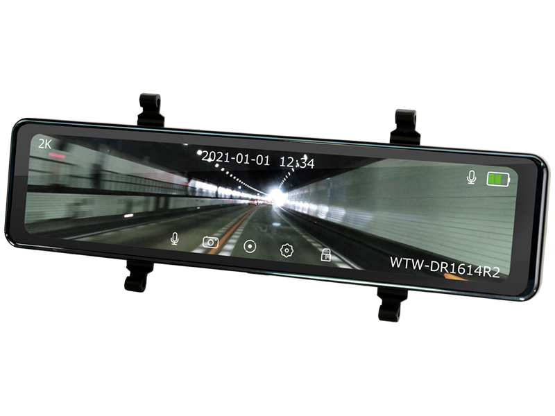 4K 800万画素 前後録画対応の バックカメラ搭載 最新型ミラー型