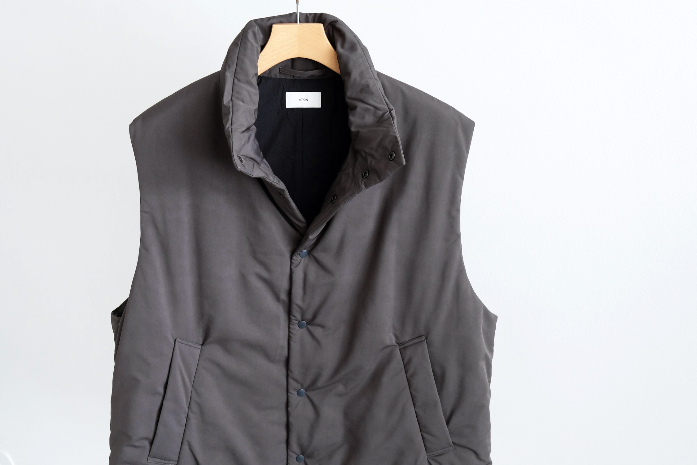 VINTAGE NYLON TWILL PADDED VEST - WUNDER