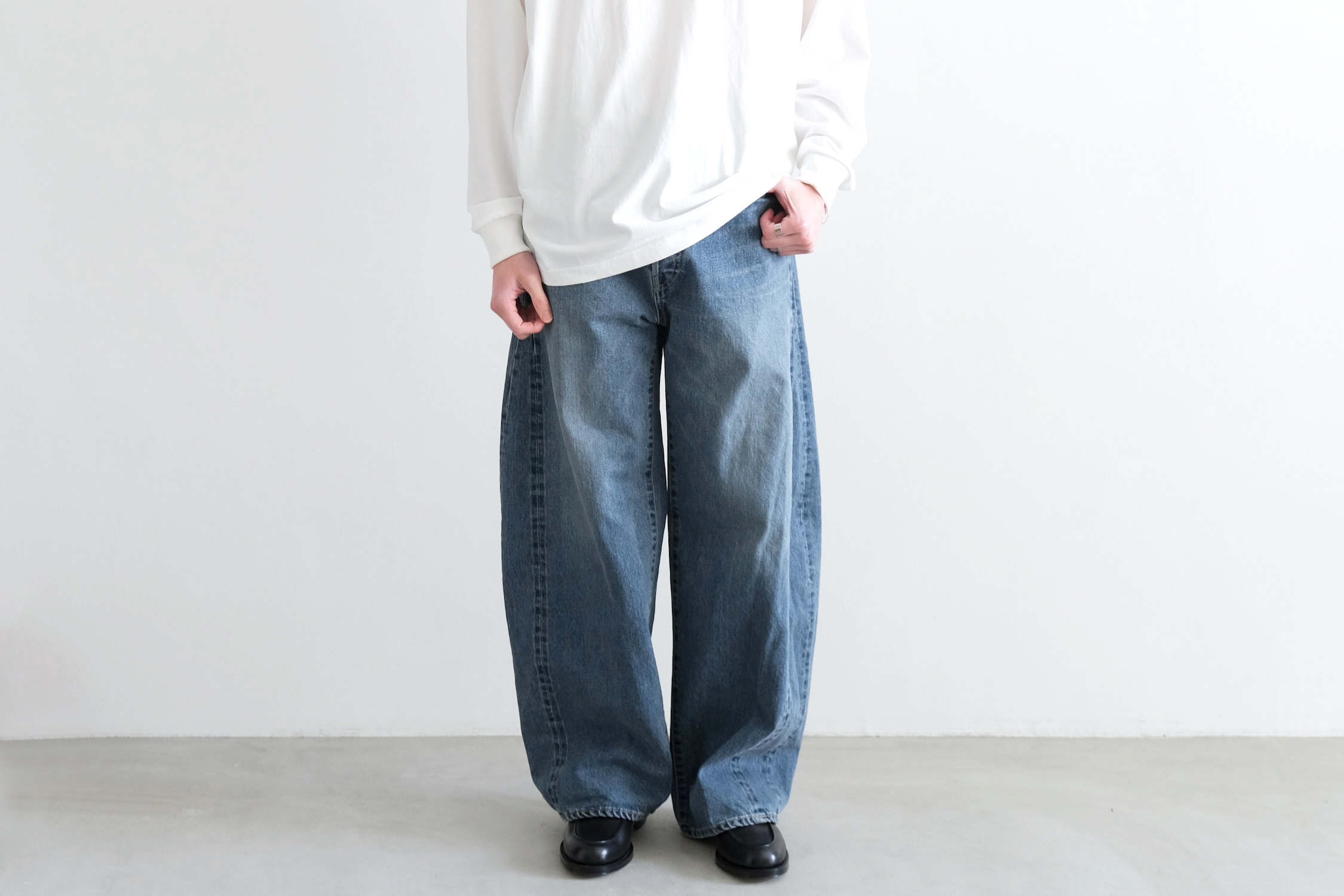 DEFORMATION WIDE DENIM JEANS - WUNDER