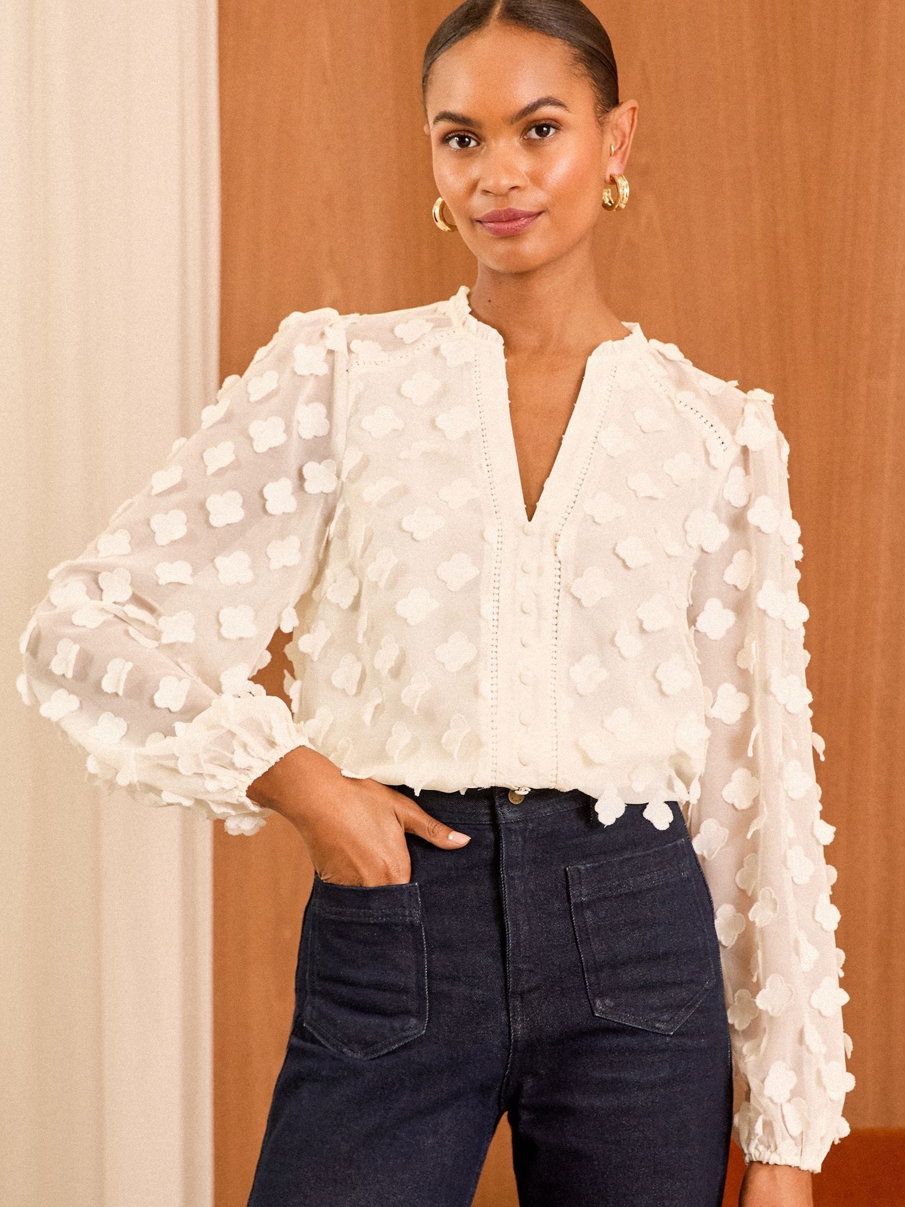 CLANE CLANE 3D FLOWER LACE TOPS 3D FLOWER LACE SHIRT