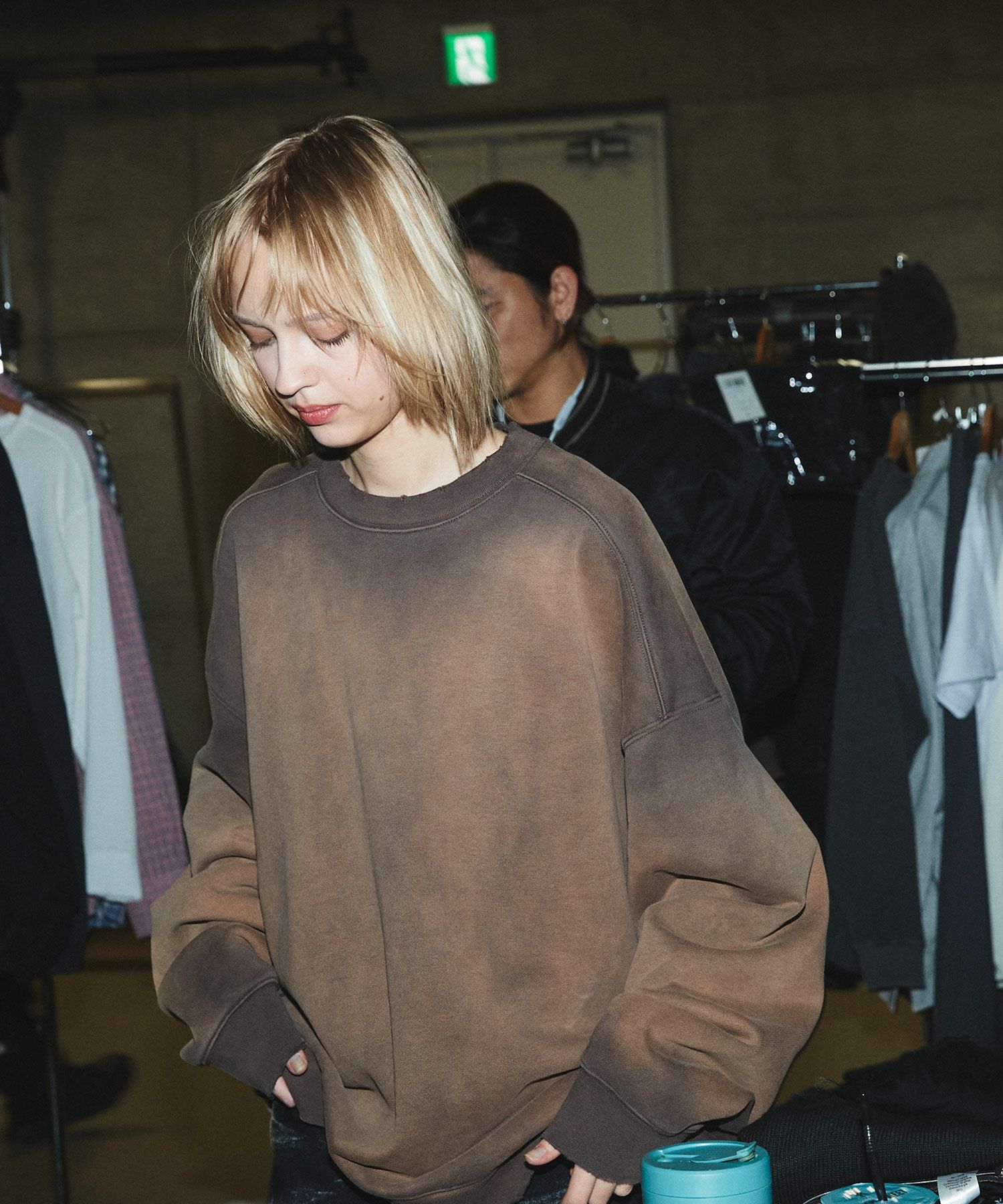 OPENING ACT] ダメージブリーチ加工クルーネックスウェット | OPENING ACT