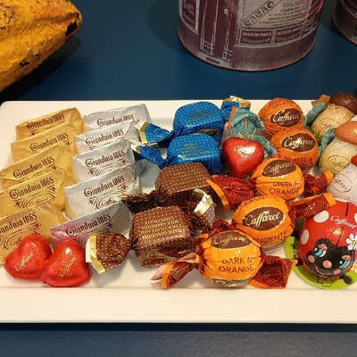 神戸チョコ ボールアンドチェーン グレー ロボチョ カファレル 不二家