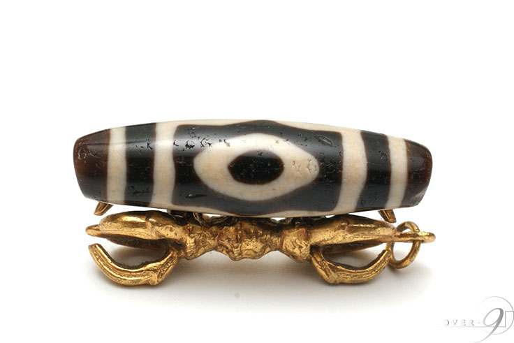 三眼天珠 意味や効果 虎牙三眼天珠などの組み合わせ