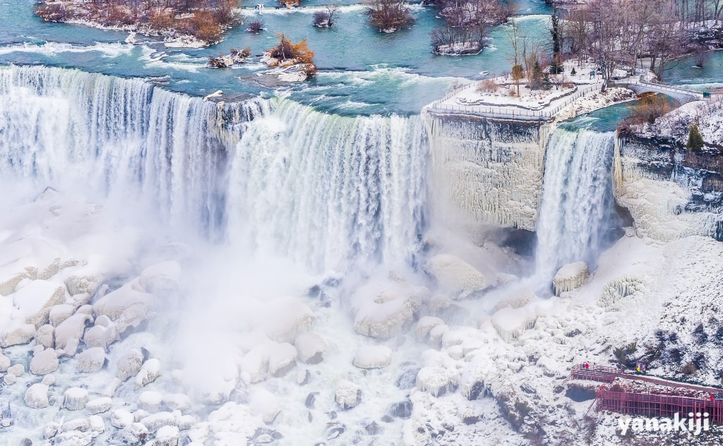白銀の世界が広がるナイアガラの滝！冬の見どころは？ | カナダ旅行記