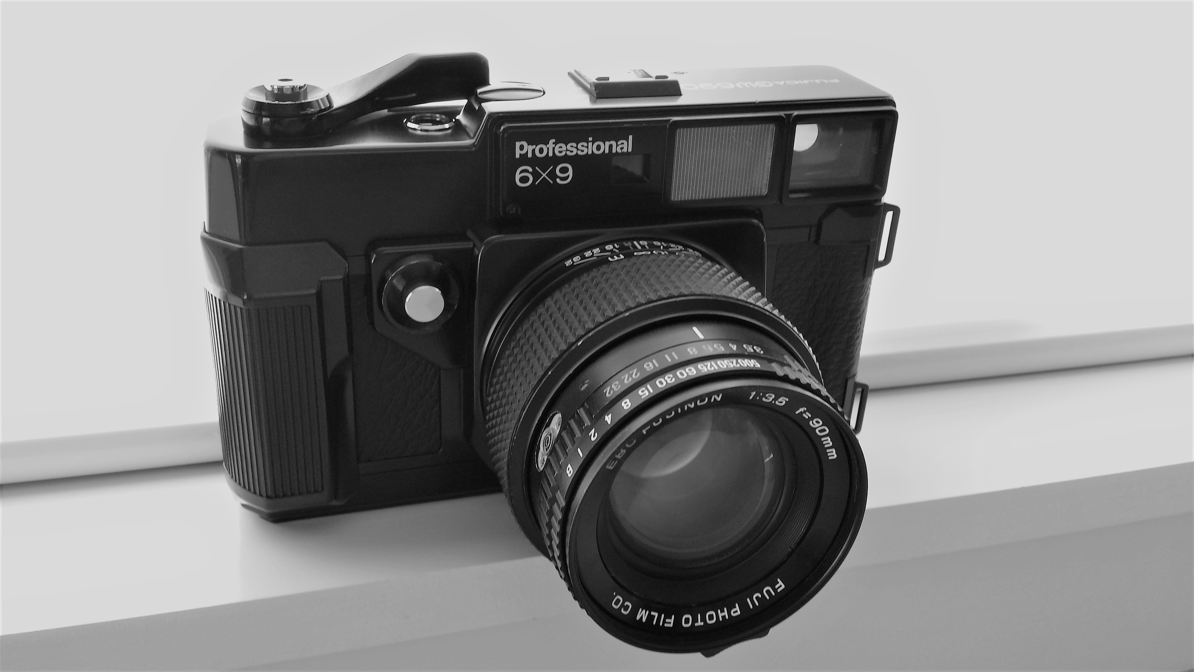 Fujica GW690 Professional | Chasing Classic Cameras with Chris