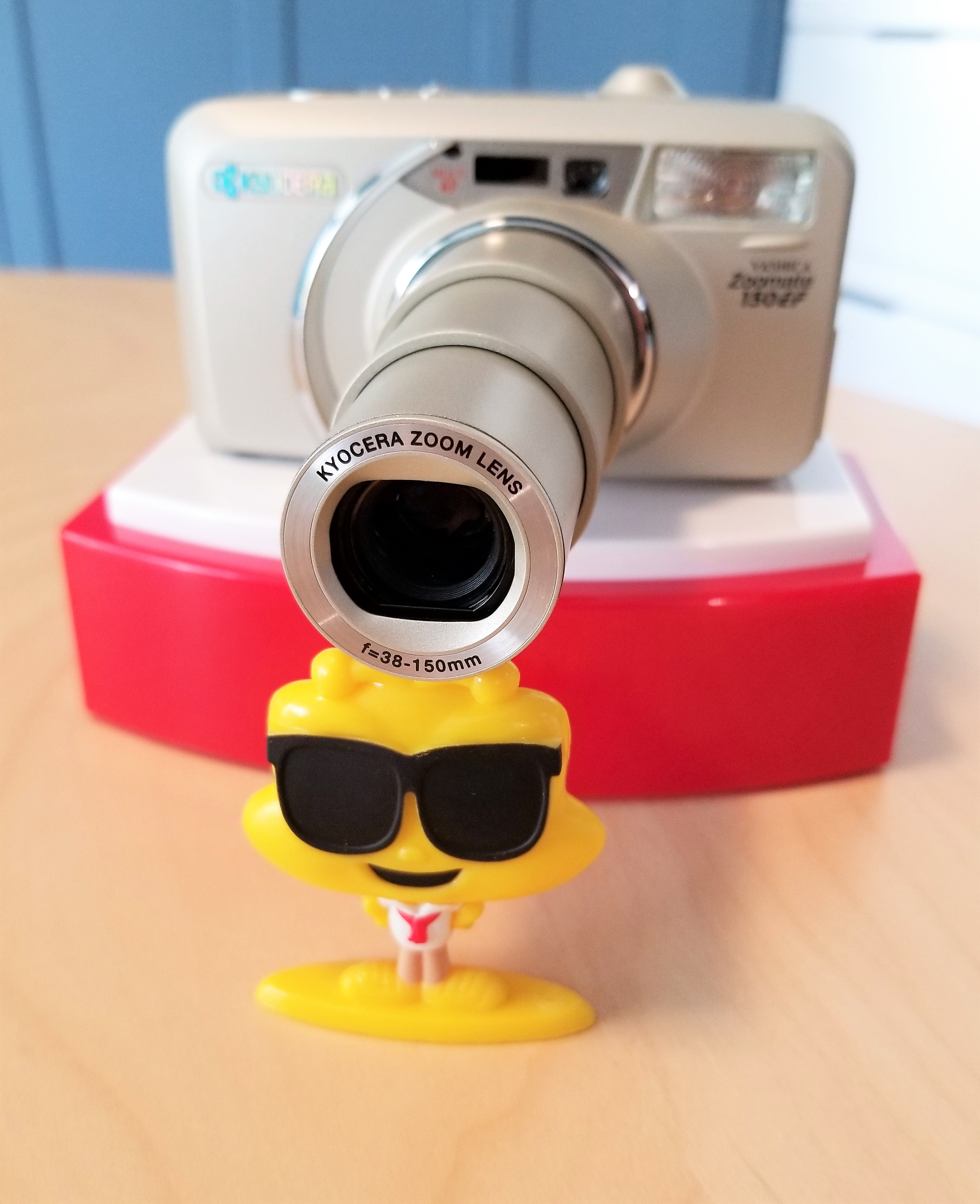 Under the radar Yashica 35mm P&S compact film camera – Yashica