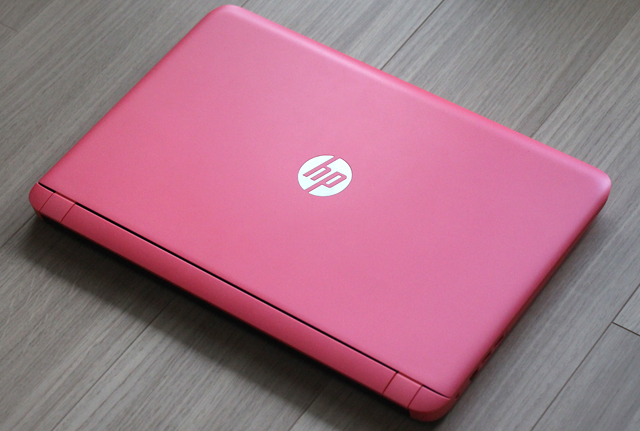 HP Pavilion 15-ab000 ピーチピンクレビュー 上品なピンクが映える