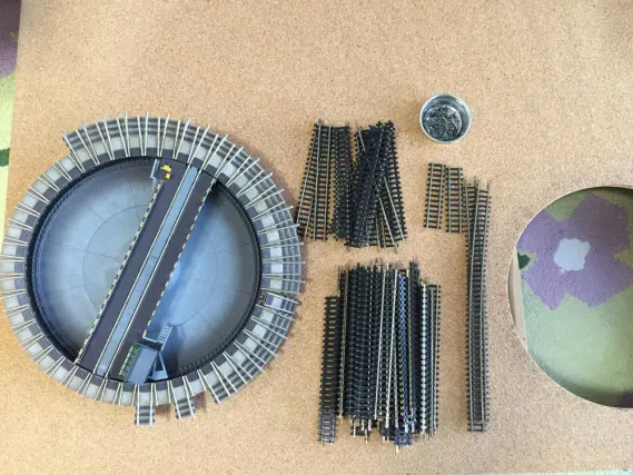 ラウンドハウス撤去と廃線工事 と 117系入線整備 | NGaugeJP - 横濱