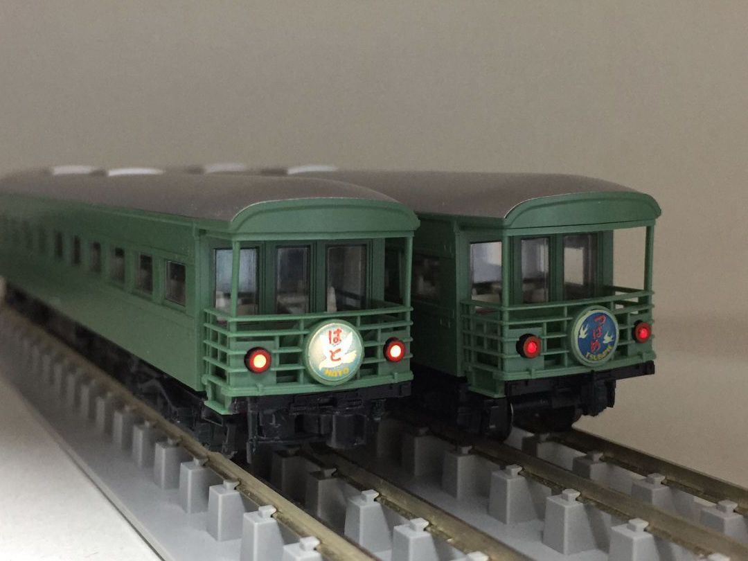 特急「はと」青大将 入線です！と言いたいけど。KATO 10-234 / 10-235