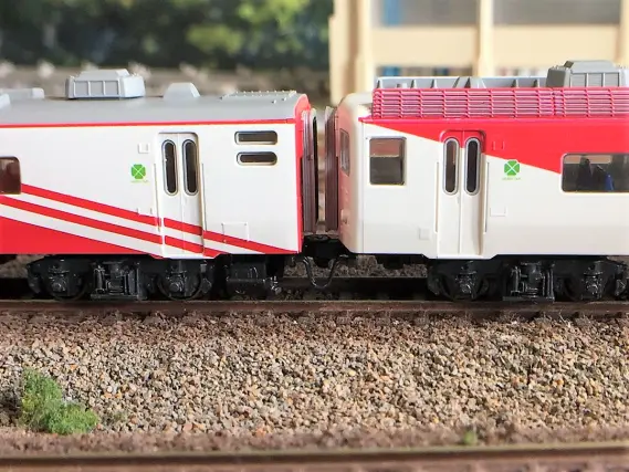 14系700番台スーパーエクスプレスレインボーをグレードアップ KATO 10