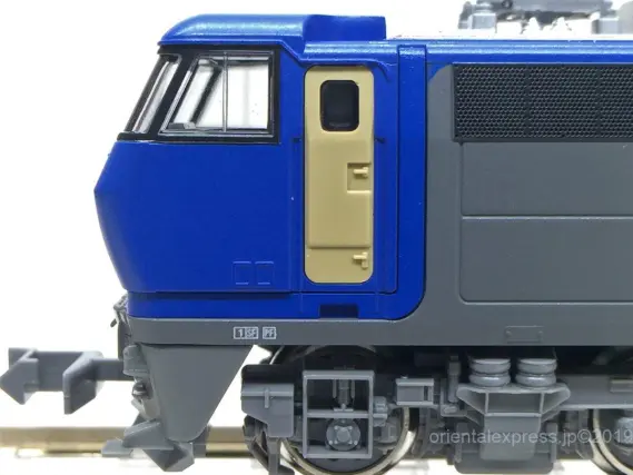 EF200 新塗装が入線です。KATO 3036-1 | NGaugeJP - 横濱模型 | 鉄道