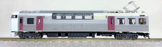 215系1次車「湘南ライナー」を弄る。その1 MICROACE A0020 10両セット