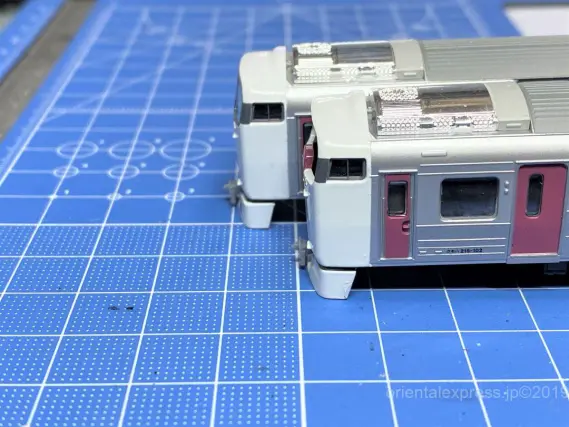 215系 2次形「ホリデー快速ビューやまなし」が入線いたしました