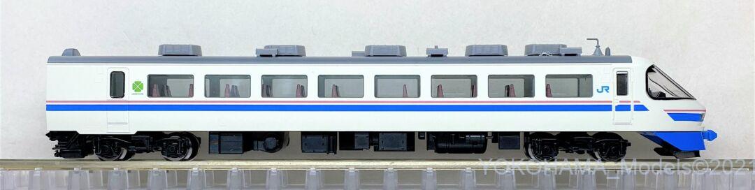 485系スーパー雷鳥クロ481-2100入り基本セットAが入線しました。TOMIX