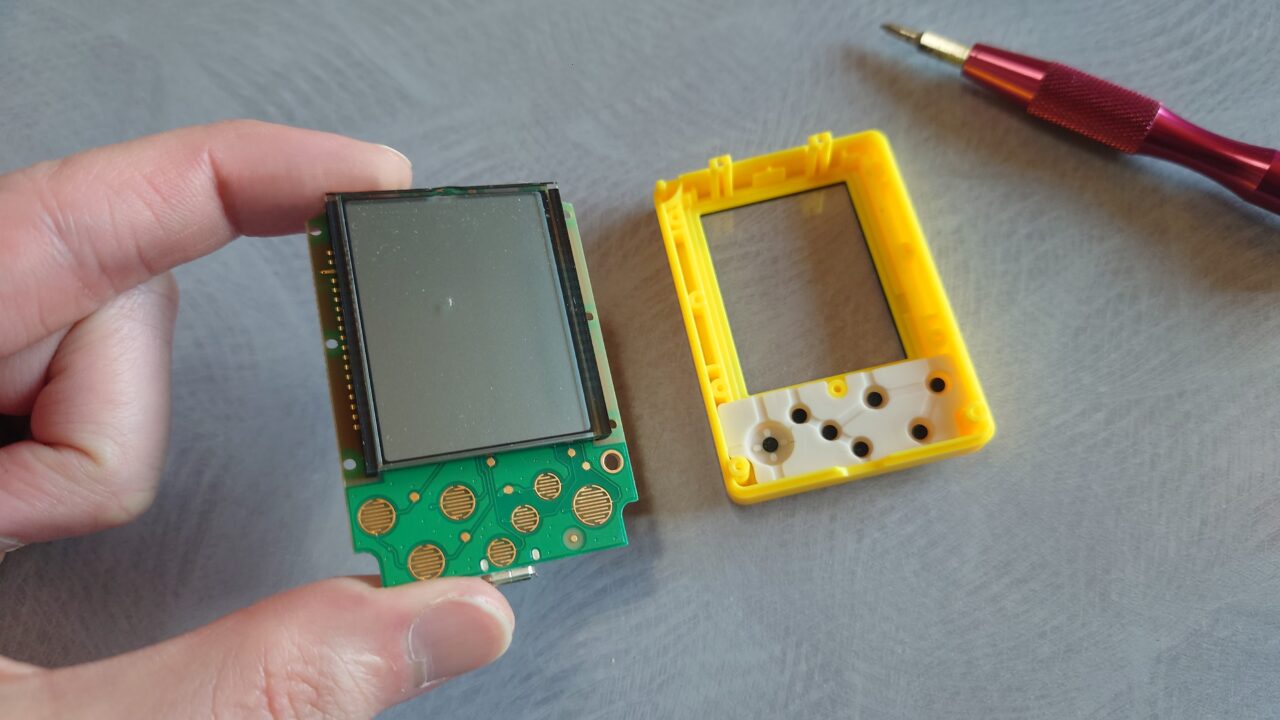 ジャンク品の起動しない『TETRISmini（テトリスミニ）』を分解修理