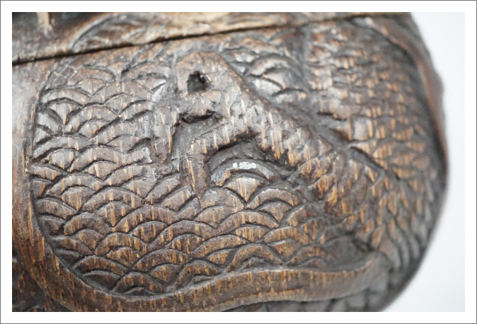 天然素材根付けアンティーク品寿老人と魚彫ってます。 根付(七福神：寿老人)(本黄楊・柘植) : EI-Trade Store - 通販 - Yahoo