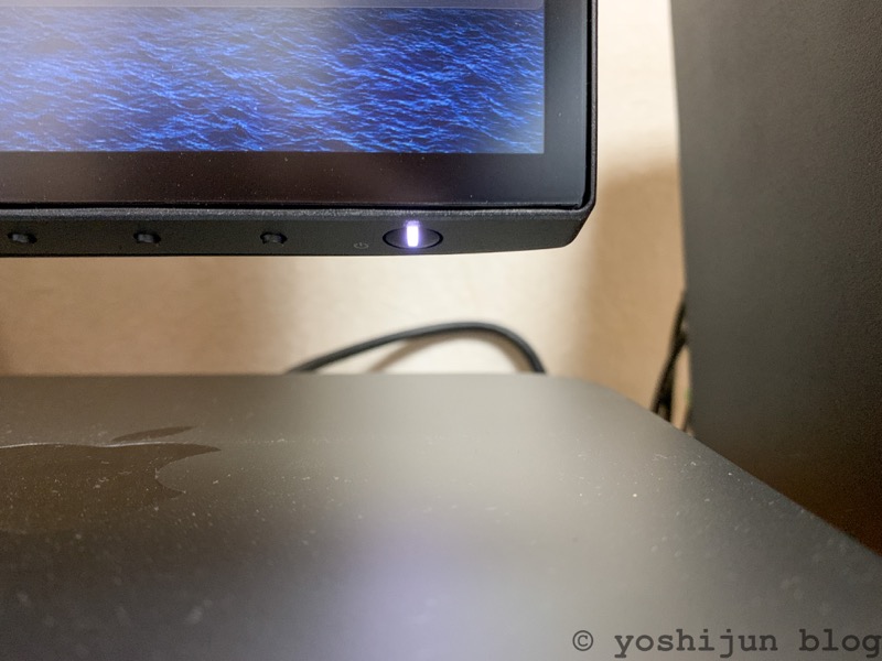 DELL U2720QM】ケーブル一本で映像出力と充電ができる27インチ4Kモニター